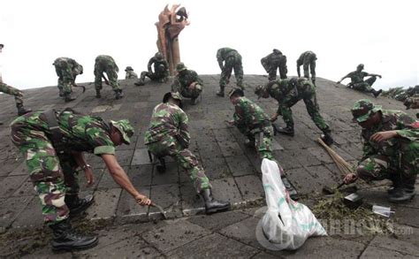 Tb Hasanuddin Kok Cuma Pns Buruh Dan Pekerja Yang Wajib Militer