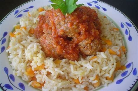 Albóndigas En Chipotle Con Arroz