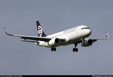 ZK OXB Air New Zealand Airbus A320 232 WL Photo By Colin Hunter ID