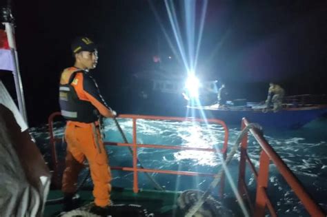 Basarnas Manado Temukan Kapal Ikan KM Berkat Lisan Mati Mesin ANTARA News