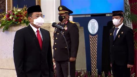 Foto Jokowi Lantik Arief Prasetyo Adi Sebagai Kepala Badan Pangan Nasional