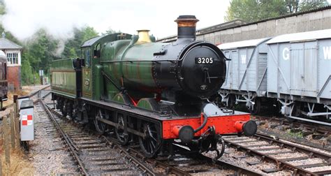 Solve GWR Collett 2251 Class 0 6 0 3205 At Buckfastleigh Jigsaw Puzzle