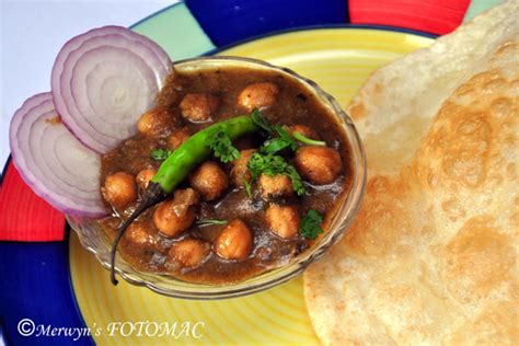 Pindi Chole Bhature - Hilda's Touch Of Spice