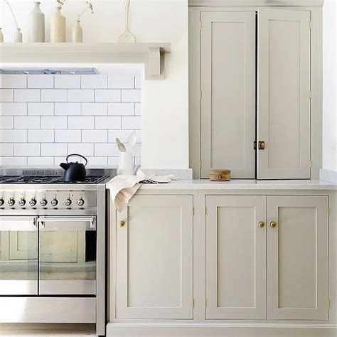 Putty Colored Kitchen Cabinets Things In The Kitchen