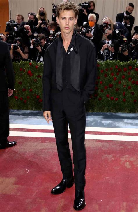 Met Gala 2022 Hottest Men In Tuxedos Suits And More