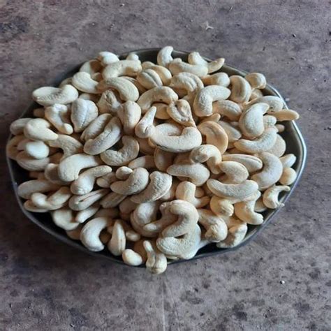 Lwp Whole Cashew Nut At Rs Kg Lwp Cashew In Surat Id