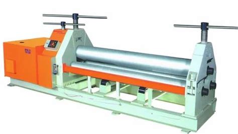 Mechanical Plate Rolling Machine At Stainless Steel Plate