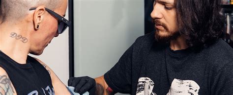 Cuidado De Tu Nuevo Lienzo Pasos Esenciales Para Tu Tatuaje Recien