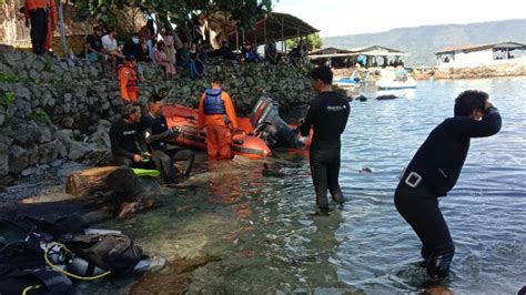 Ladang Berita Satu Orang Wisatawan Tenggelam Di Danau Toba