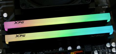 Review XPG Spectrix D45G de ADATA DDR4 3600 CL 18 Análisis y