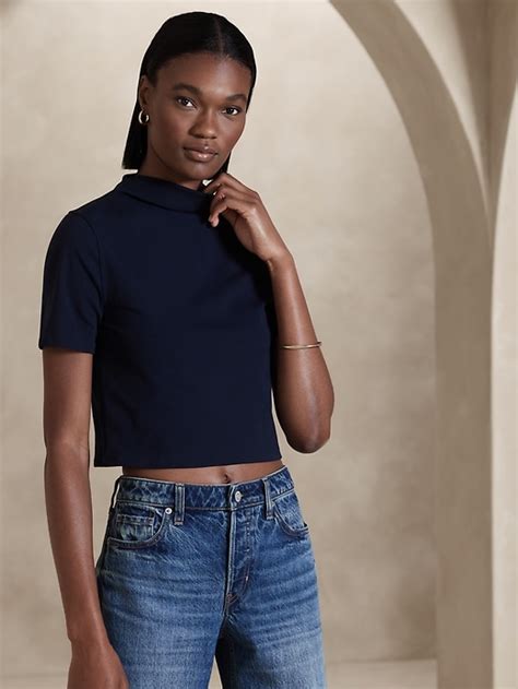 Refined Cotton Cropped Top Banana Republic