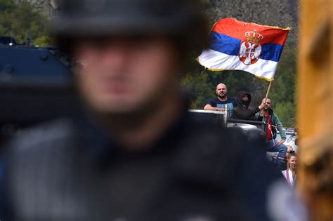 Serbs Block Roads In Kosovo In Protest Over Licence Plate Restrictions