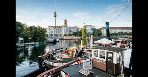 Berlin Vacation Packages From 393 Search Flighthotel On Kayak