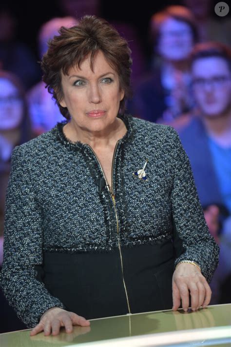 Photo Exclusif Roselyne Bachelot Lors De L Enregistrement De L