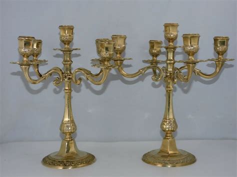 PAIRE DE CHANDELIERS BOUGEOIRS CANDELABRES 5 BRANCHES EN LAITON HAUT