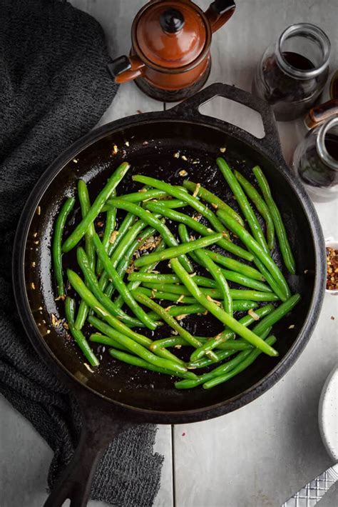 Sriracha Green Beans