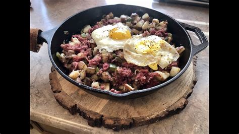 Super Corn Beef Hash Skillet Lodge 10 Inch Cast Iron Skillet Youtube