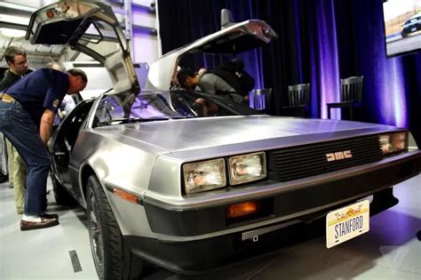 Conoce a MARTY el DeLorean eléctrico y autónomo