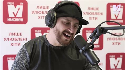Олег Собчук зі СКАЙ заспівав про Алієва і пиво - YouTube