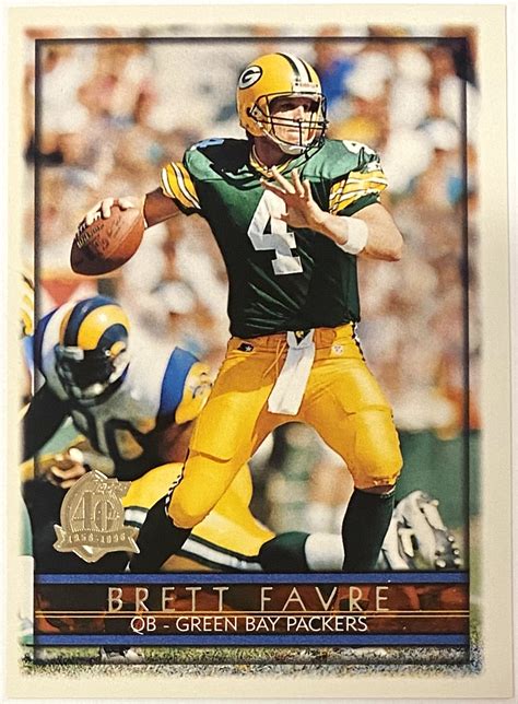 Brett Favre 1996 Topps Green Bay Packers Football Card KBK Sports