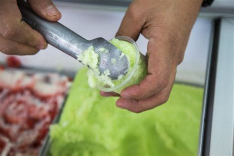 Cómo hacer nieve de limón casera receta con 3 ingredientes Receta