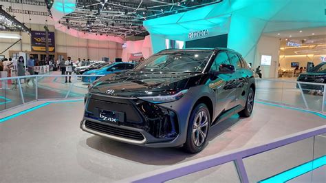 Toyota BZ4X Mobil Listrik SUV Yang Hadir Di GIIAS 2022