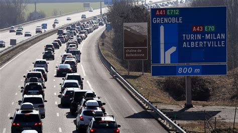 Bient T Des Feux Tricolores L Entr E Des Autoroutes