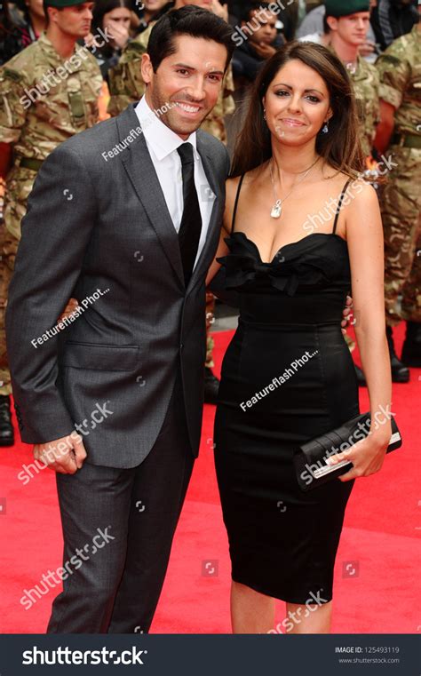 Scott Adkins Lisa Adkins Arriving Uk Foto Stock 125493119 Shutterstock