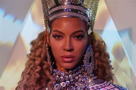 Beyoncé Channels Funk Rock Icon Betty Davis In Surprise Costume