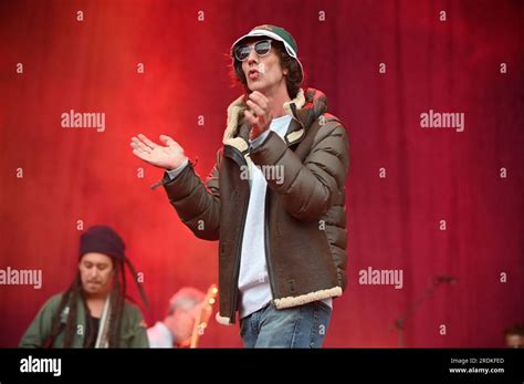 Sheffield Uk St July Richard Ashcroft Of The Verve Rock Band