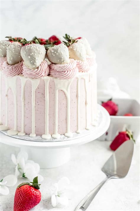 White Chocolate Covered Strawberry Cake Queenslee App Tit