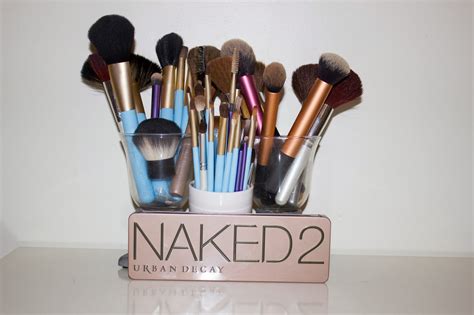 Les Astuces De Floriane Maquillage De Tous Les Jours Avec La Naked 2