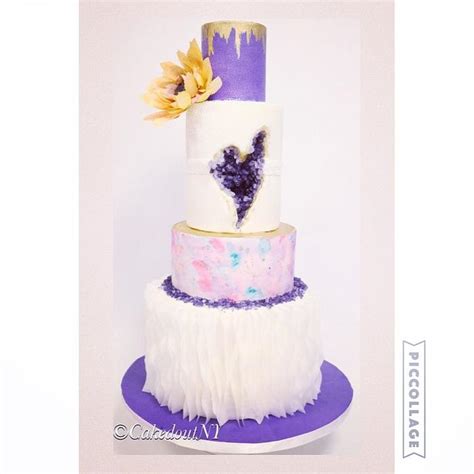 Geode Love Decorated Cake By Jaclyn Dinko Cakesdecor