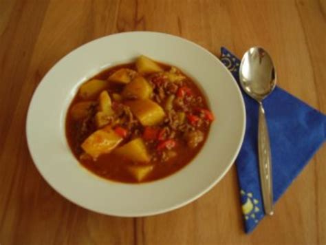 Hackfleisch Kartoffel Eintopf Mit Paprika Rezept Kochbar De