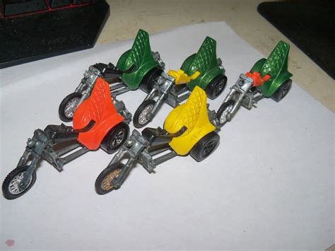 Different Hot Wheels Rrrumblers Squealer Bikes Free Shipping