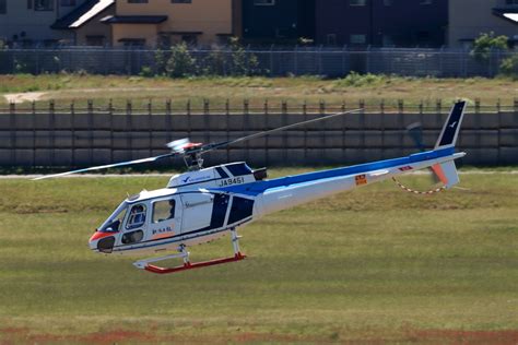 中日本航空 Aerospatiale AS350 Ecureuil AStar JA9451 新潟空港 航空フォト by TAKAHIDE