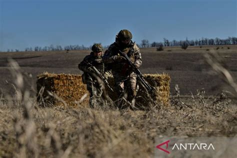 Presiden Ukraina Dan Korsel Lakukan Pertemuan Di Sela Sela Ktt G7 Antara News