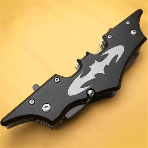 Batman Pocket Knife | Twin Blade Batarang | GROOT GADGETS