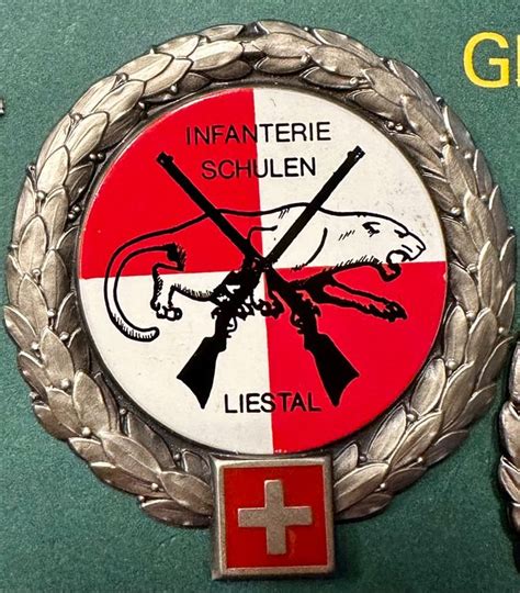 Béret Emblem Infanterie Schulen Liestal Kaufen auf Ricardo