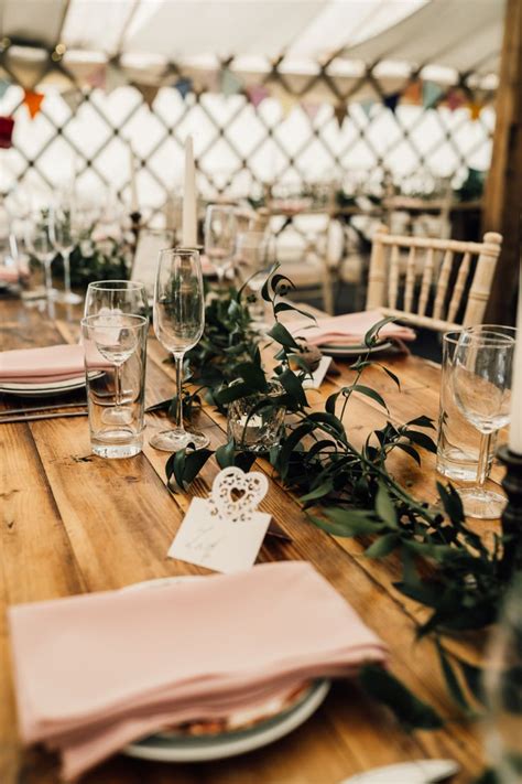 Simple Wedding Table Styling In A Yurt Marquee With Bunting In 2022