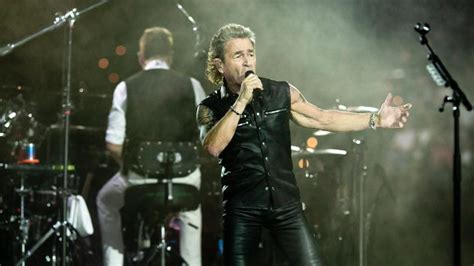 „für Immer Jung Peter Maffay Feiert Grandiosen Tourneestart In Shz