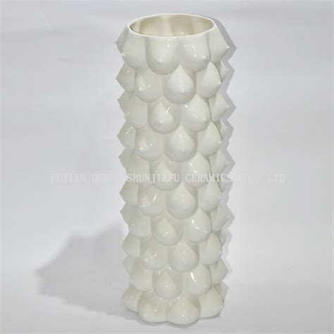 Design Creative White Ceramic Pottery Art Nude Naked Female Body Flower Statue Vase