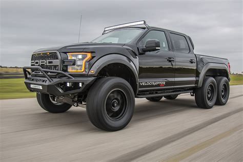 Hennessey VelociRaptor 6x6 Forza Bruta