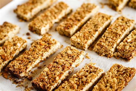 Crunchy Homemade Granola Bars Recipe | Unsophisticook