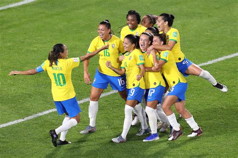 Jogadoras De Futebol Feminino Seleção Brasileira Os Rankings E