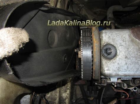 снятие крышки ремня ГРМ на Калине