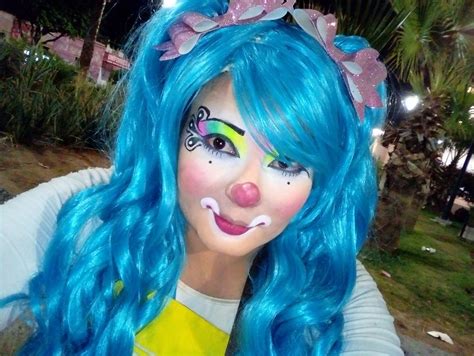 Cute Clown Makeup Halloween Face Makeup Auguste Clown Female Clown