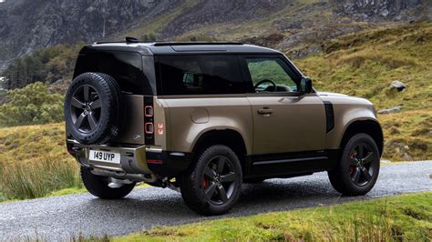 Land Rover Defender 90 Lifted