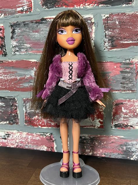 【送料0円】 Bratz Doll Yasmin ブラッツ 人形 ヤスミン Asakusasubjp