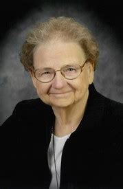 Evelyn Lovrod Avis D C S Necrologie Obituary